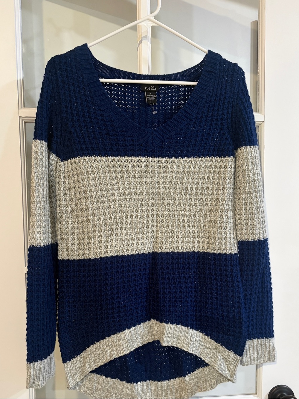 Vintage Y2K 90s inspired Rue 21 Cable Knit Sweater Navy Gray Striped V-Neck